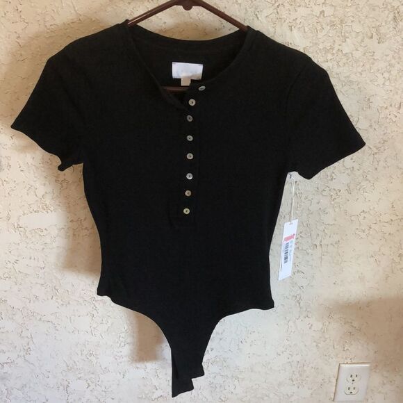 NWT EVERY Button front bodysuit - Picture 9 of 11